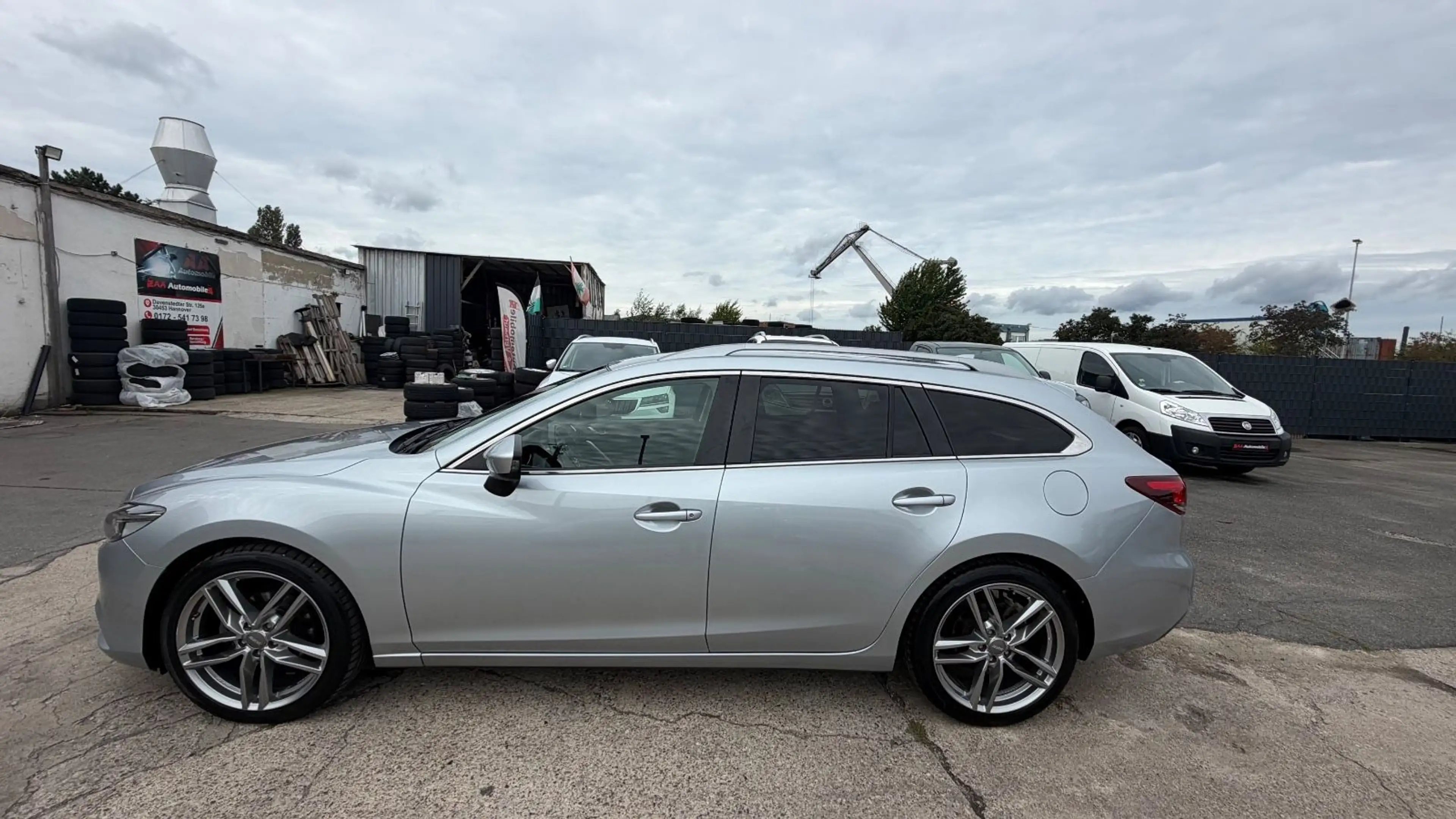 Mazda 6 Kombi Exclusive-Line AWD — photo 6