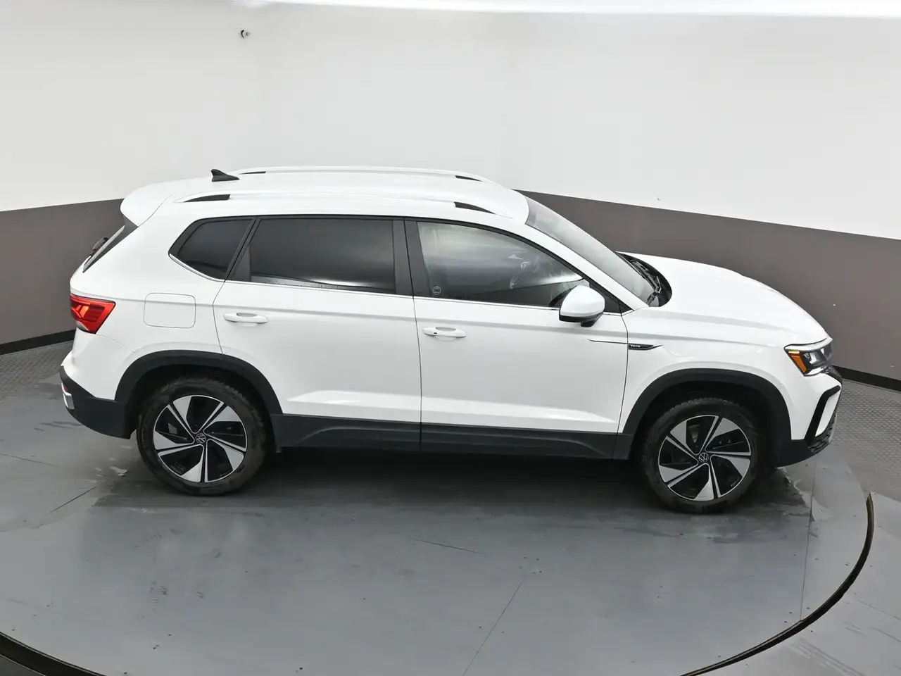 Volkswagen Taos снимка Volkswagen Taos