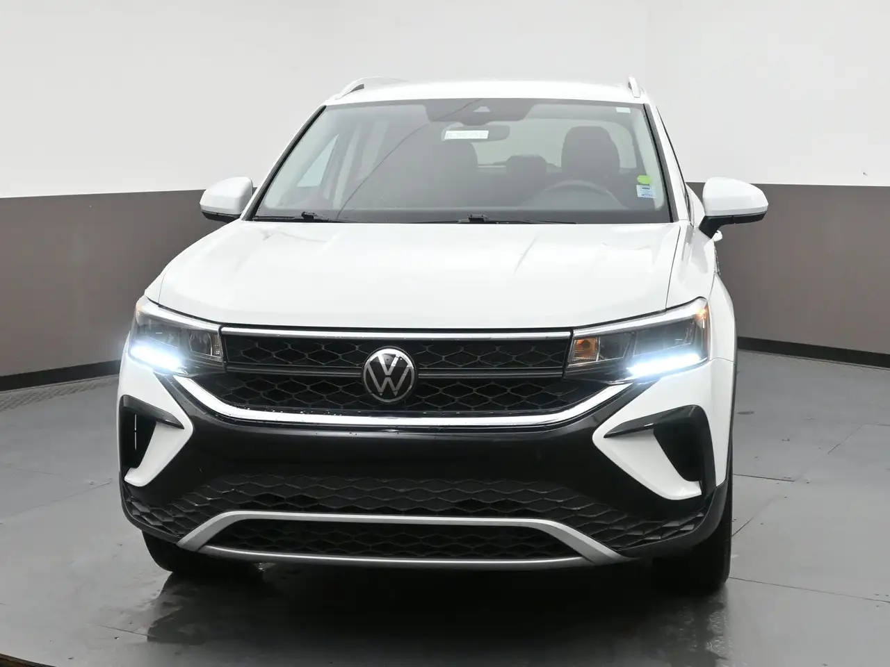 Volkswagen Taos снимка Volkswagen Taos