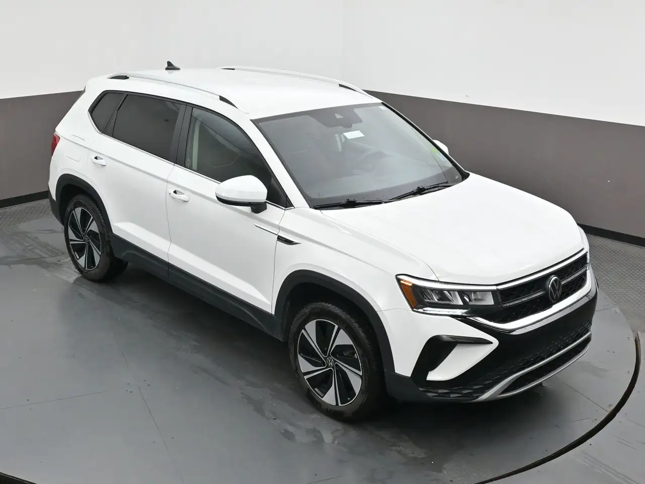 Volkswagen Taos снимка Volkswagen Taos