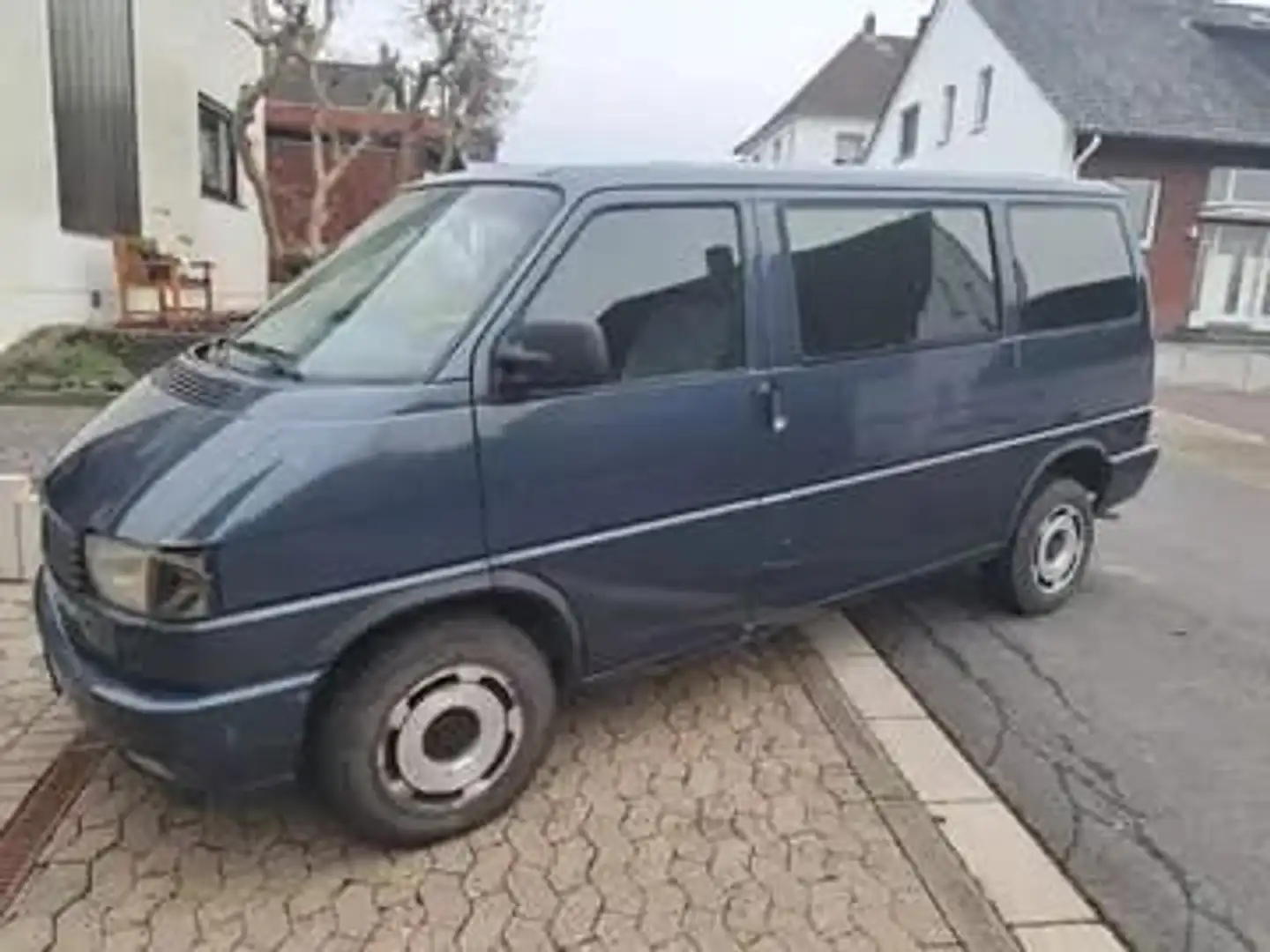 Volkswagen T4 Multivan Multivan T4 70BMD3 Autm. Modrá - 1