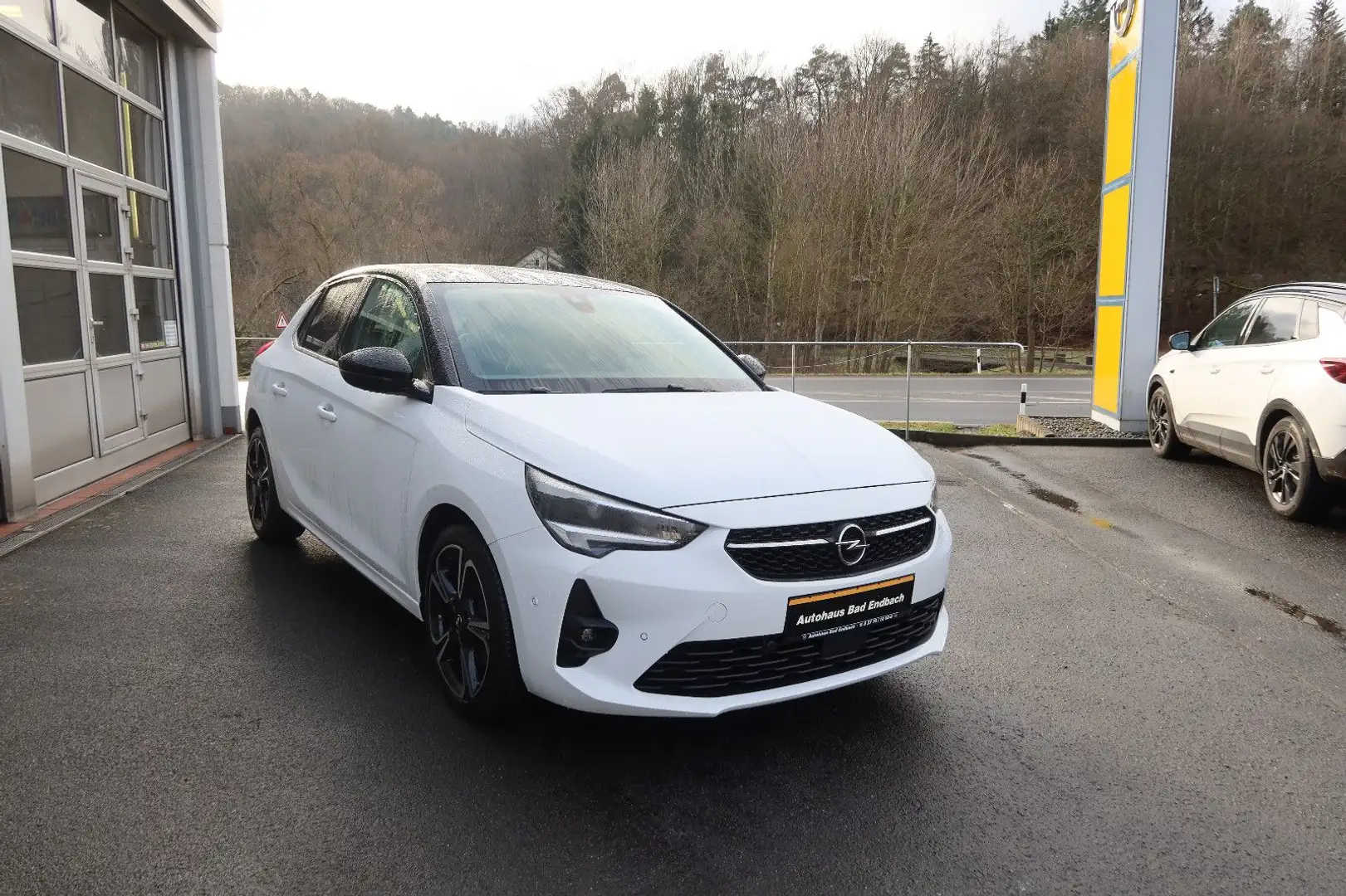 Opel Corsa F Ultimate Weiß - 2