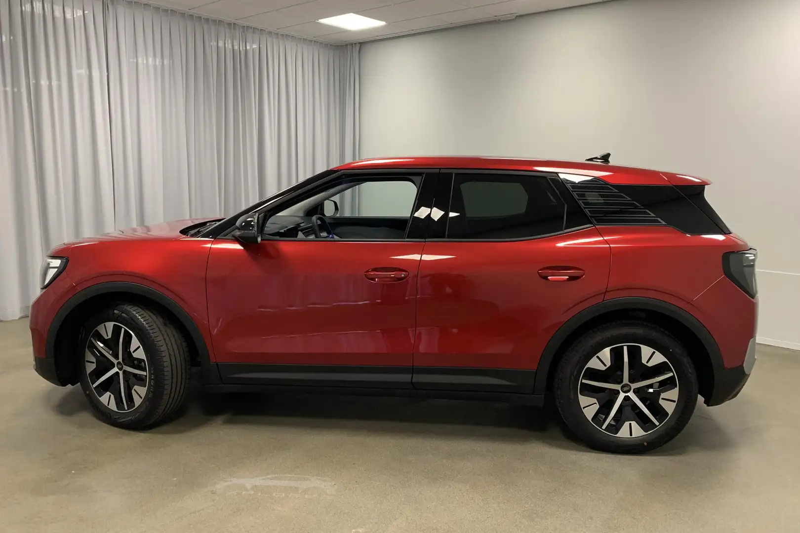 Ford Explorer Limited Edition Extended Range RWD 79 kWh | Achter Rood - 2