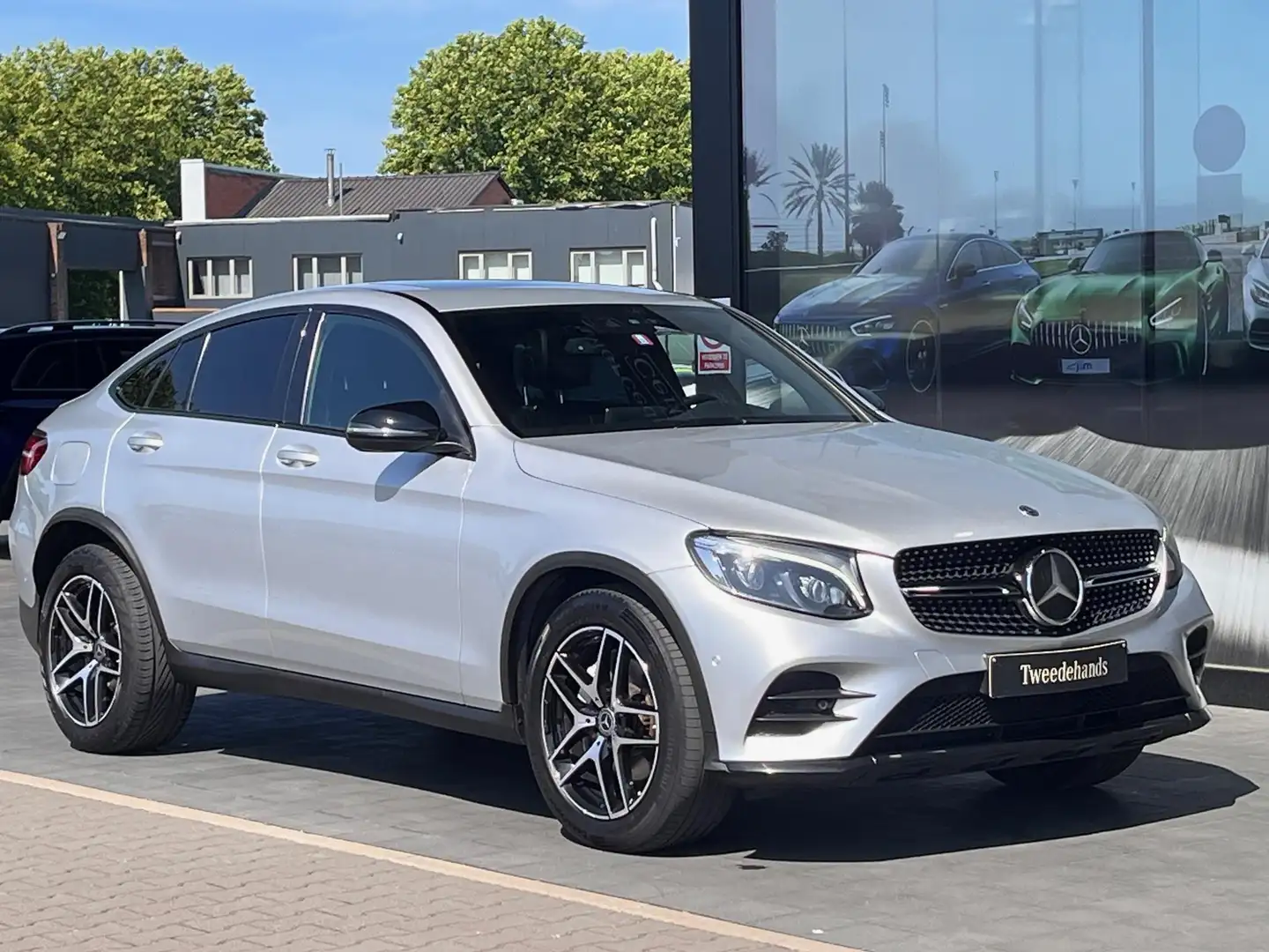 Mercedes-Benz GLC 220 Coupé d 4MATIC AMG Argent - 2