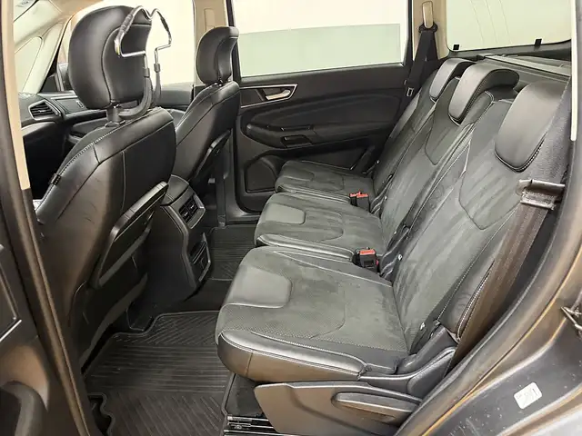 Ford Galaxy view 8