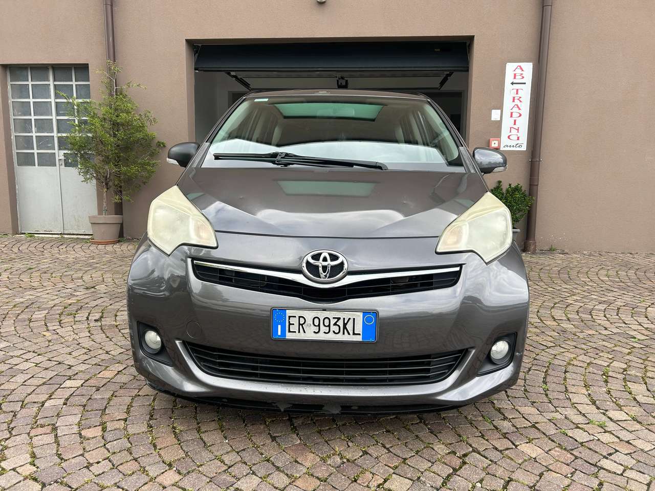 Toyota Verso-S Verso-S 1.3 Active (mt)