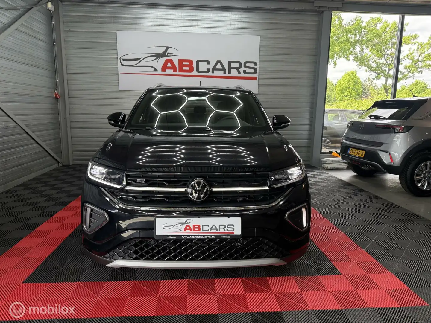 Volkswagen T-Cross 1.0 TSI R-Line Nero - 2