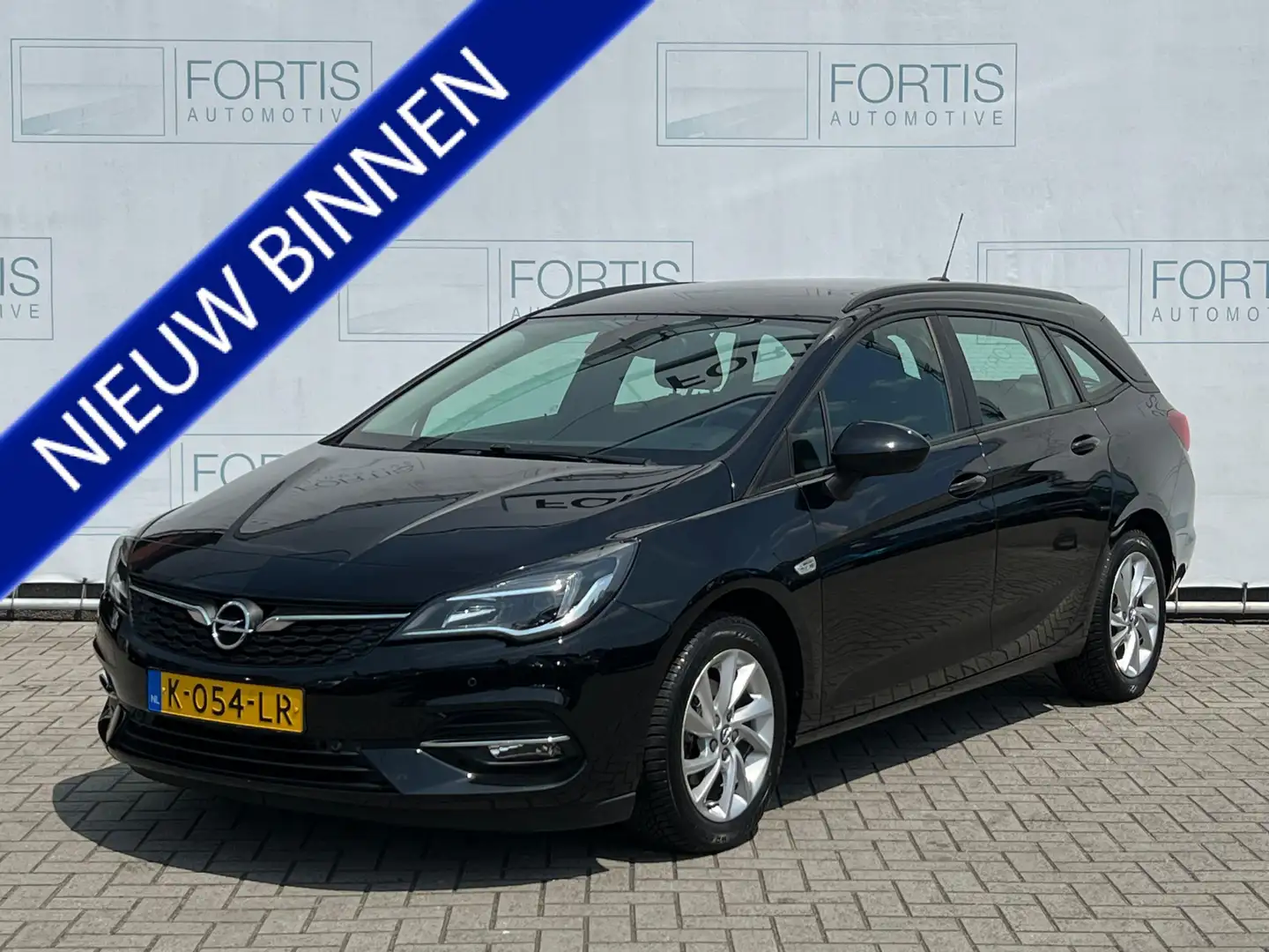 Opel Astra Sports Tourer 1.2 Edition N L AUTP | CAMERA | CARP Schwarz - 1