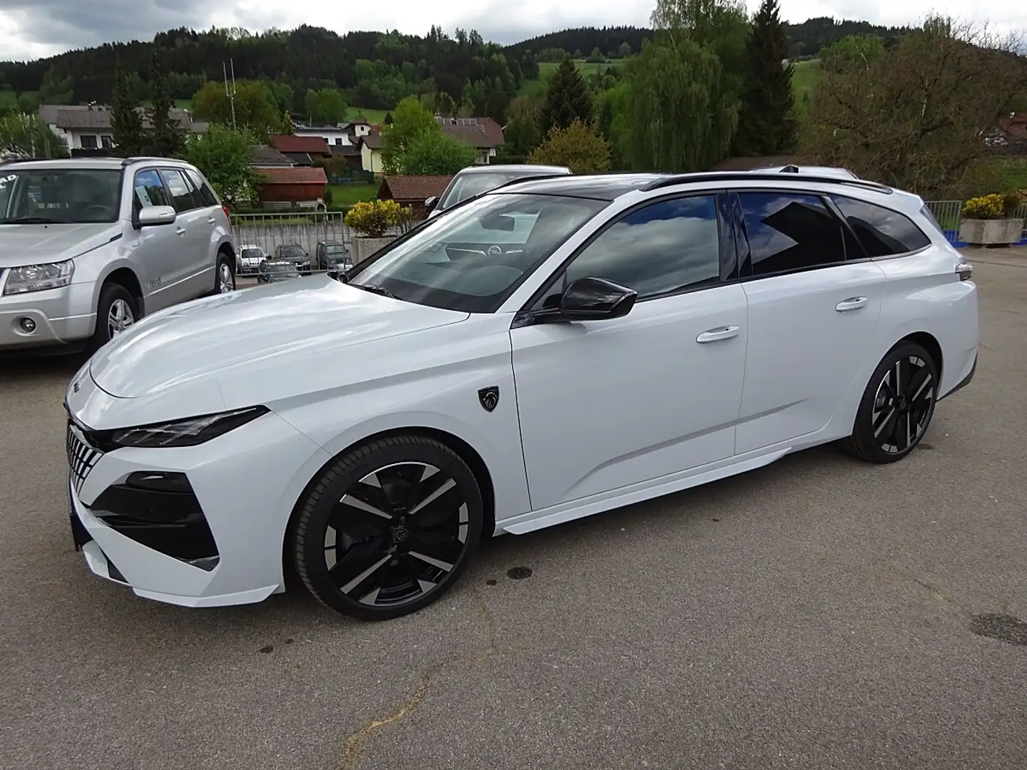 Peugeot 308 SW Hybrid 145 e-DSC6 GT,"FACELIFTMODELL" !! AB ... Weiß - 1