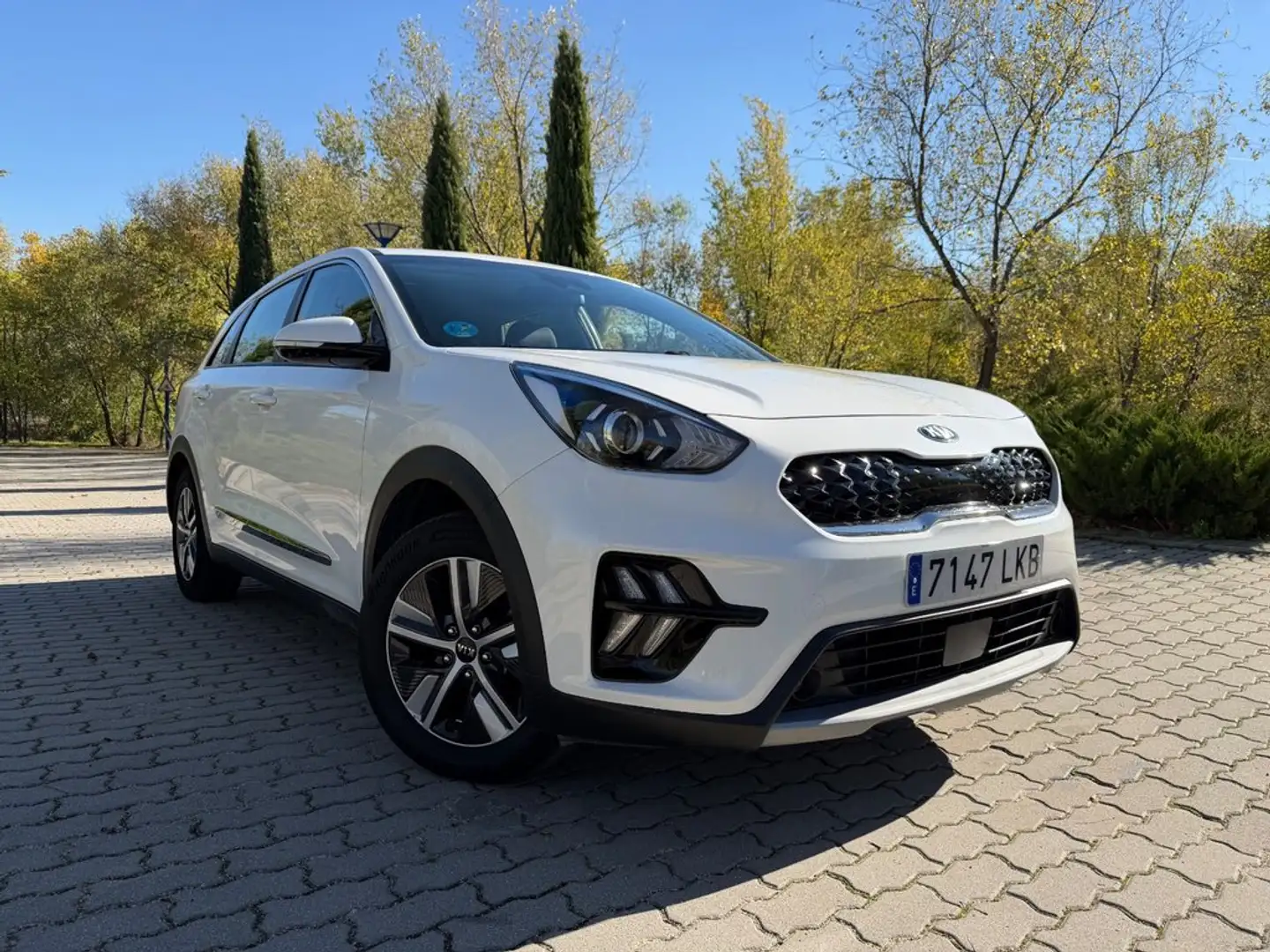 Kia Niro 1.6 GDi PHEV 104kW (141CV) Concept Blanc - 2