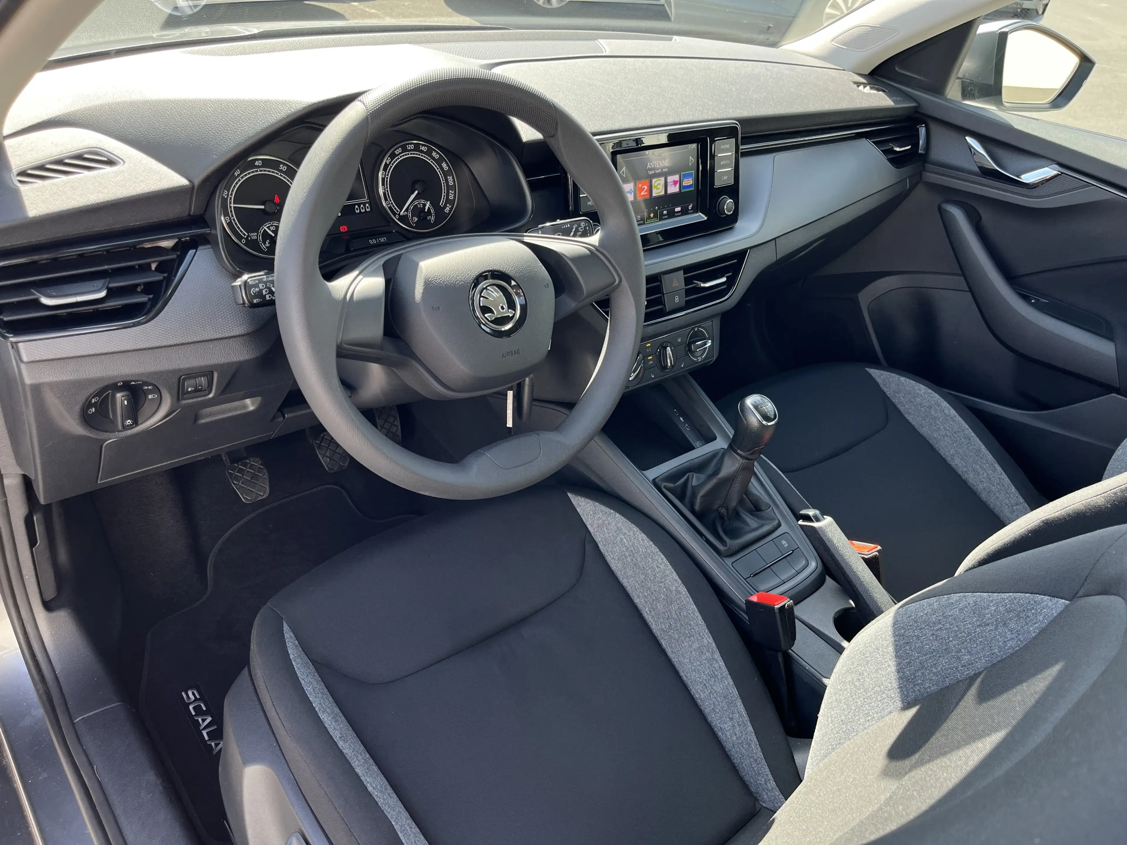 Skoda Scala 1.0 TSI Active 87€ m.20% Anz. AHK-Vorb. LED PDC — photo 12