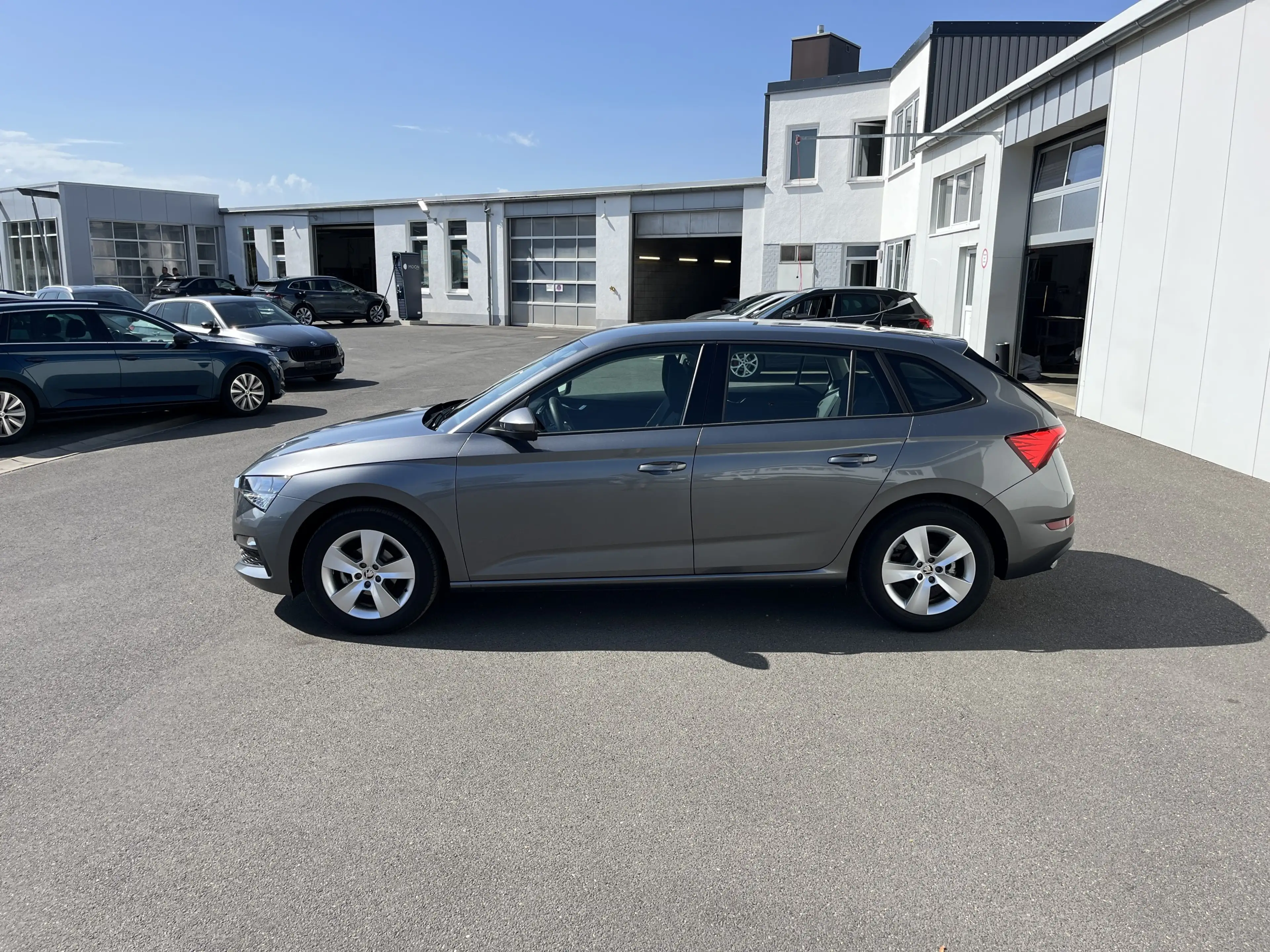 Skoda Scala 1.0 TSI Active 87€ m.20% Anz. AHK-Vorb. LED PDC — photo 3