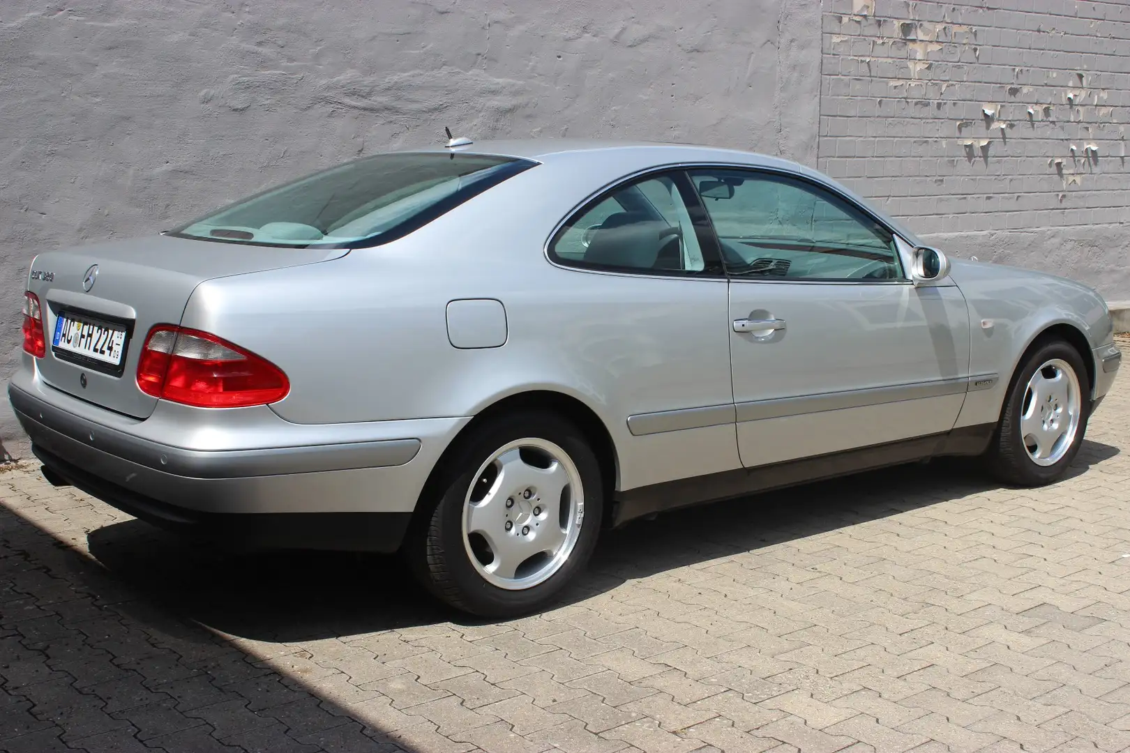 Mercedes-Benz CLK 320 Coupe Elegance - 2