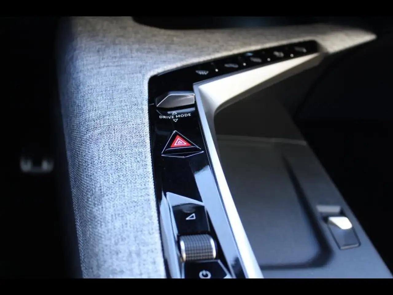 Peugeot 3008 GT-I-COCKPIT-NAV-CAM-CRUISE.C 20