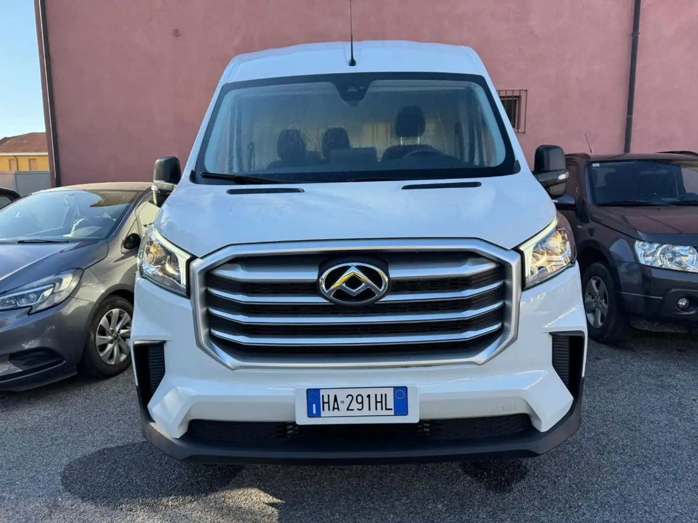 Maxus Deliver 9 DELIVER 9 Bianco - 1