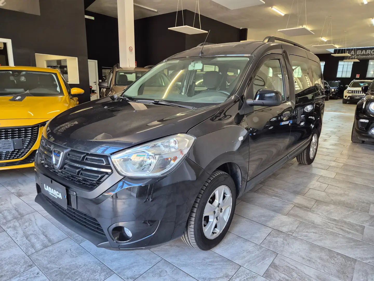 Dacia Dokker Dokker 2017 1.5 blue dci Comfort s Nero - 2