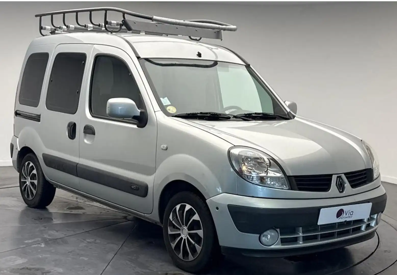 Renault Kangoo 1.5dci 70 Authentique / ATTELAGE / DISTRIBUTION FAITE Gris - 2