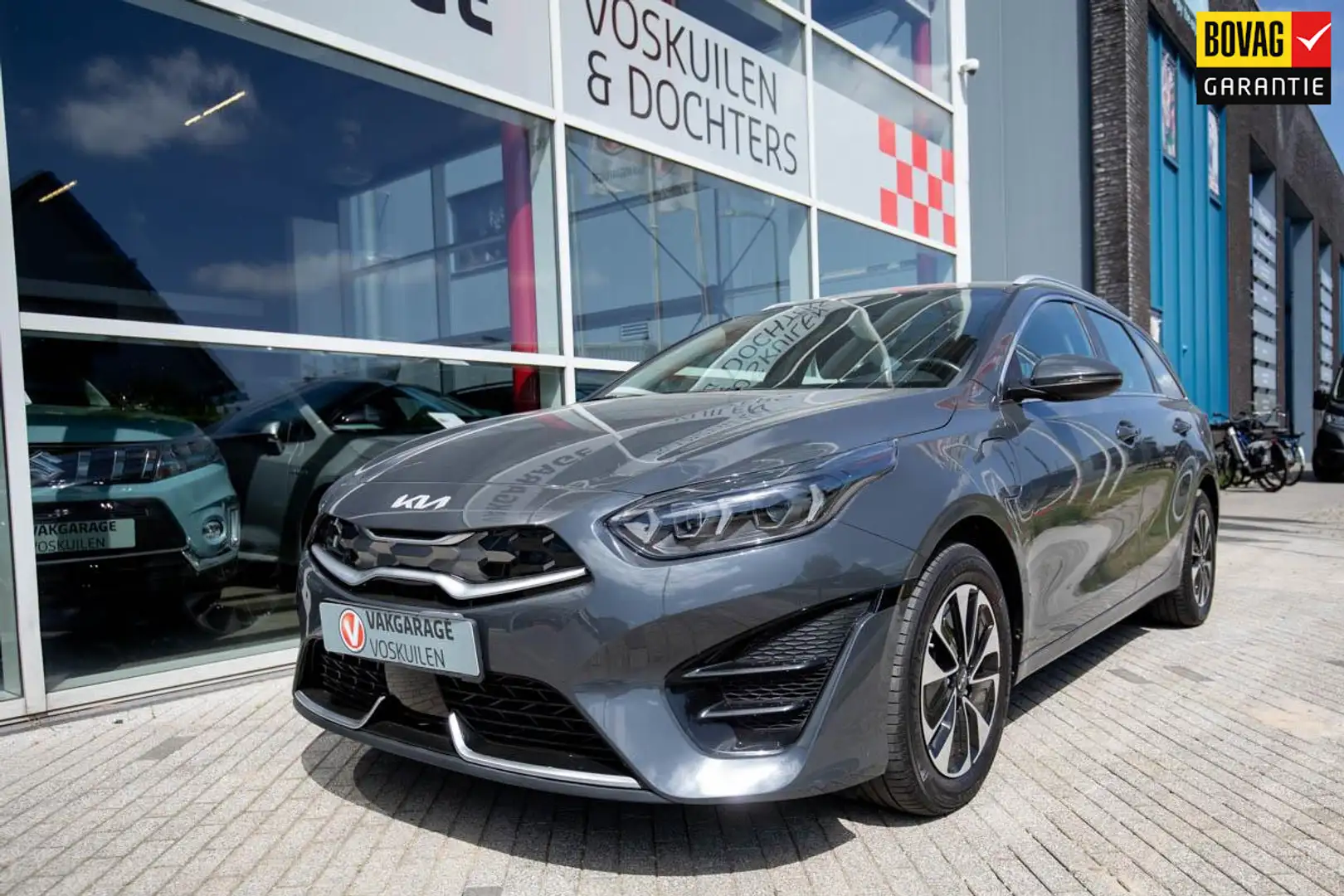 Kia Ceed SW / cee'd SW Sportswagon 1.6 GDI PHEV DynamicLine | Automaat | Grijs - 1