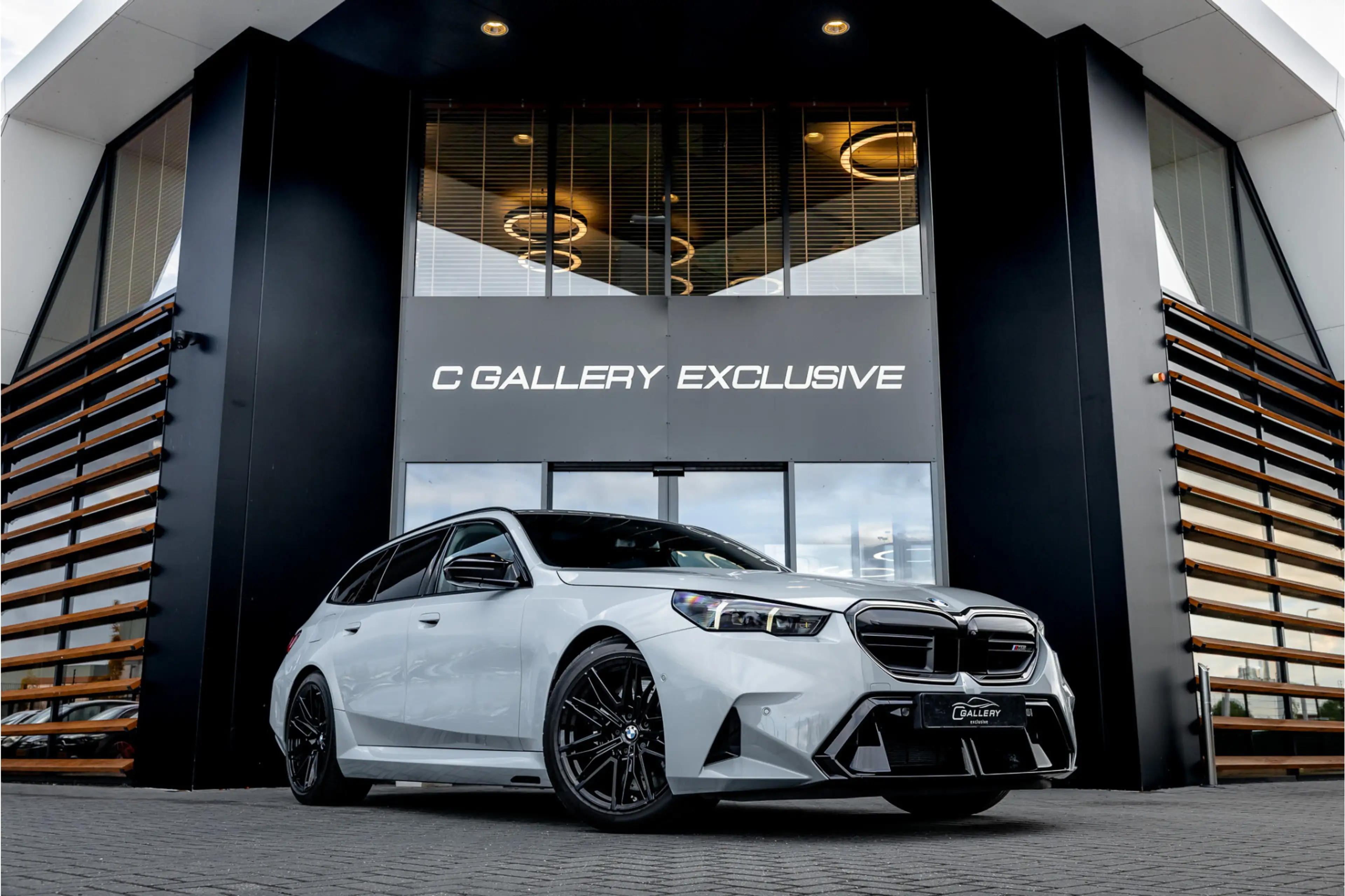 BMW M5 5-serie Touring - Panorama | Bowers & Wilkins | Br