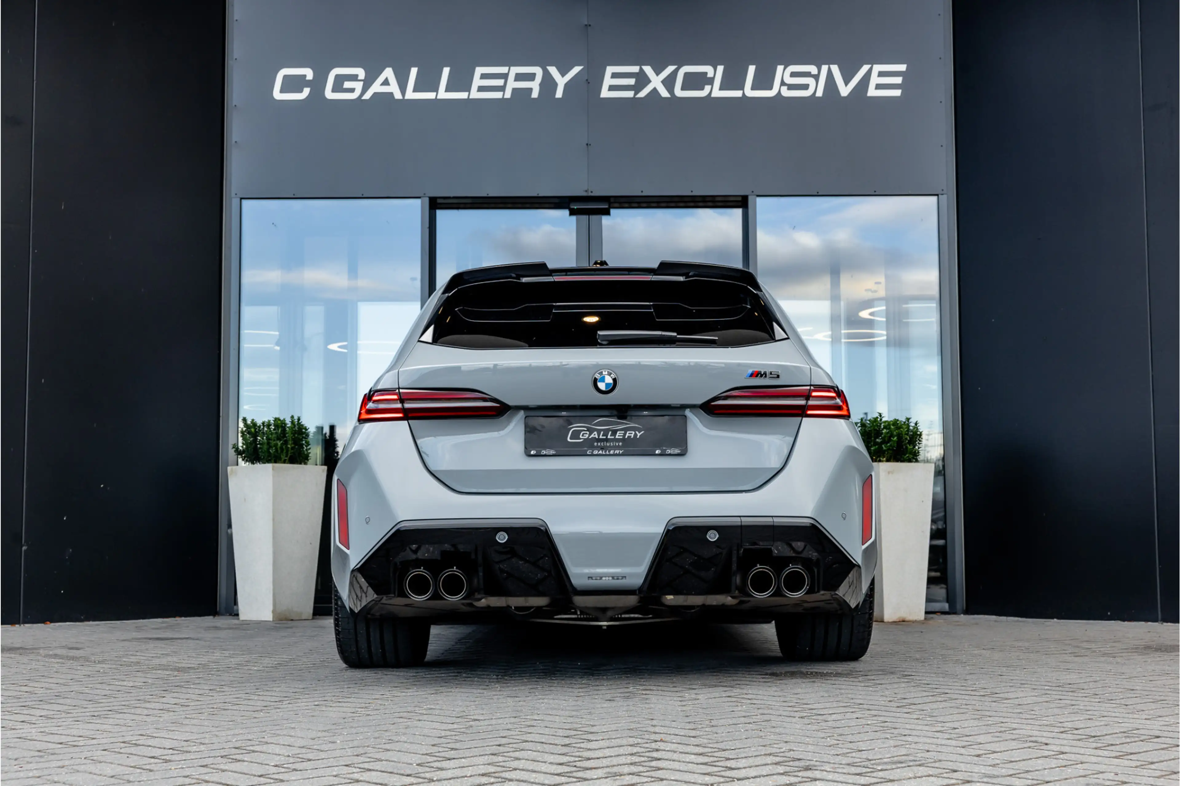 BMW M5 5-serie Touring - Panorama | Bowers & Wilkins | Br — photo 6