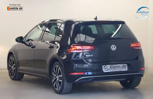 Volkswagen Golf view 8
