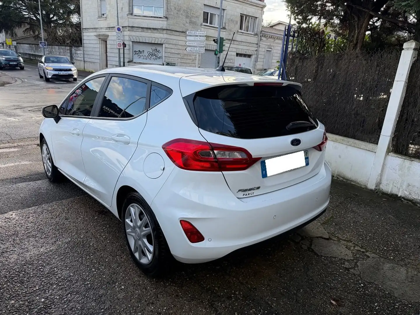 Ford Fiesta Fiesta 1.1 85 ch BVM5 Cool - 2