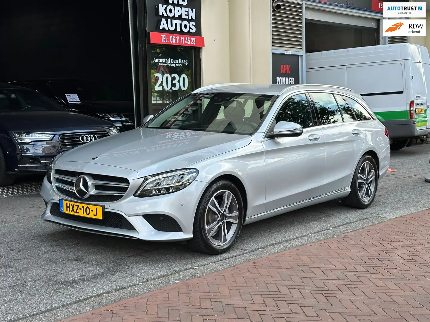 Mercedes-Benz C 180 Estate Premium Plus Pack Aut Leer Navi Camera Carp Grijs - 1