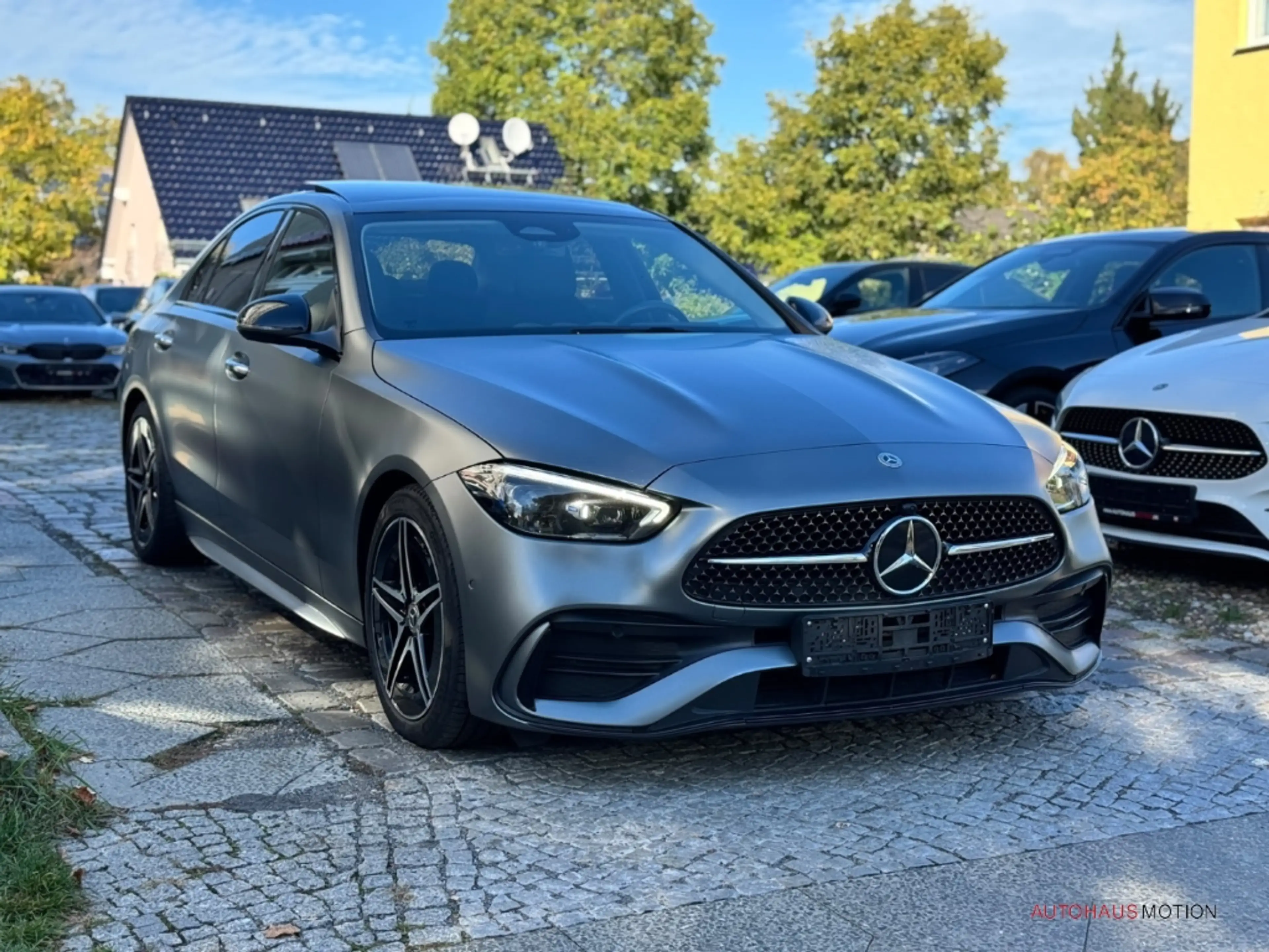 Mercedes-Benz C 220 d AMG line Pano Navi LED Kamera Kollisionswarner — photo 4