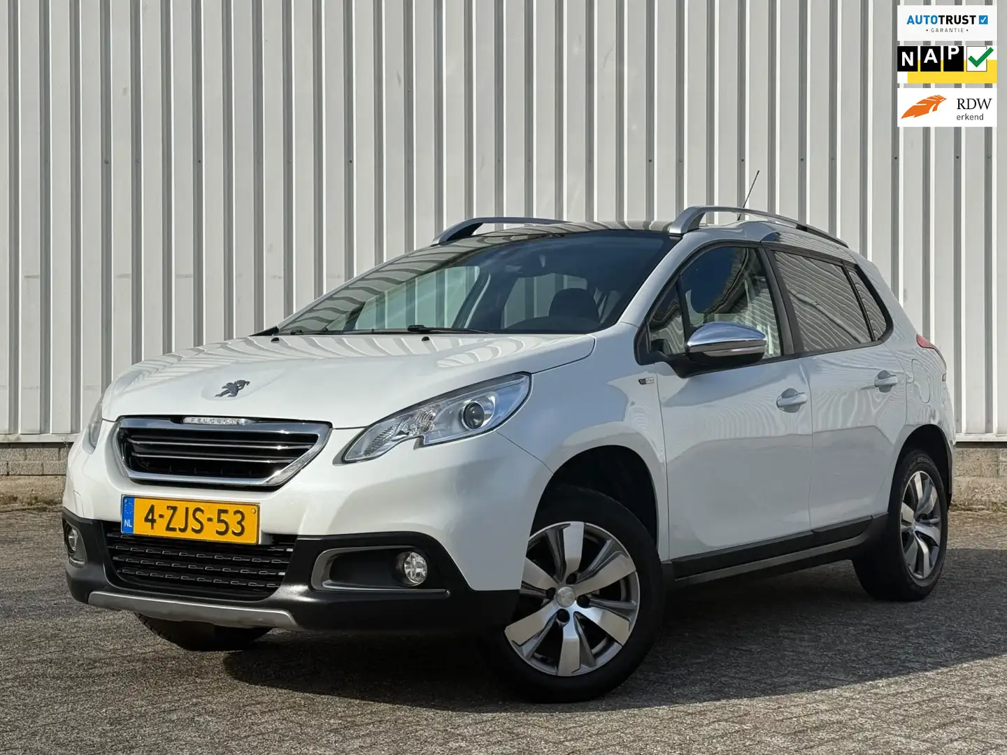 Peugeot 2008 1.2 PureTech Style 2e Eigenaar,Trekhaak,Navi,Pano, Blanc - 1