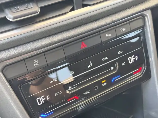 Volkswagen T-Roc view 25