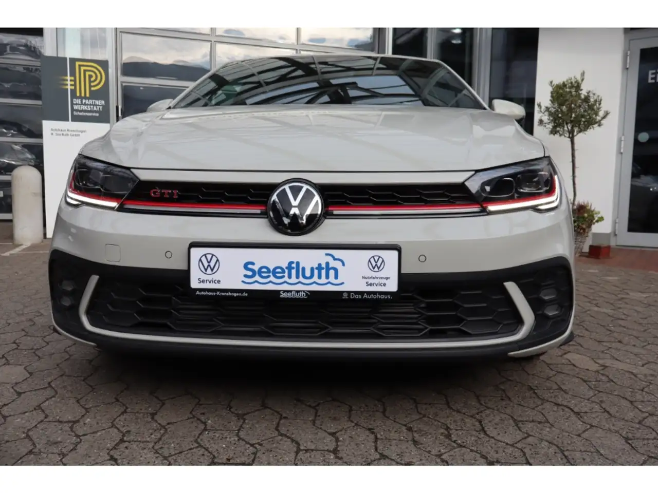 Volkswagen Polo 2.0 GTI DSG RFK IQ-MatrixDigi 18 Faro ACC Sitzhzg. 3