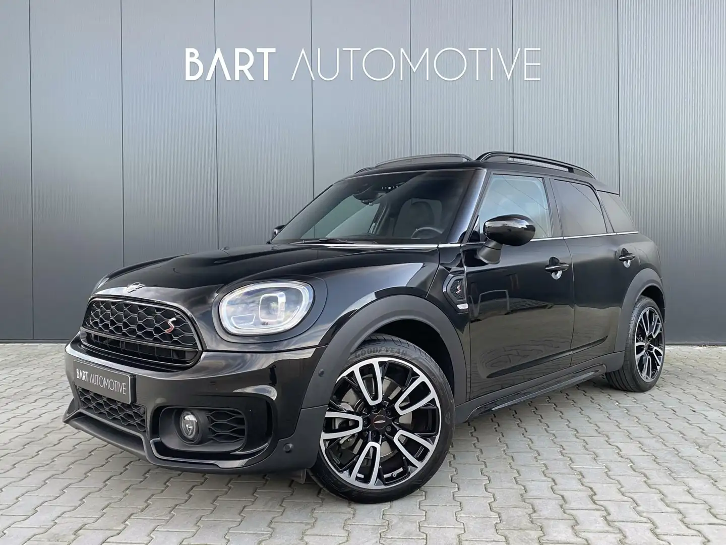 MINI John Cooper Works Countryman 2.0 S Hammersmith|JCW-Trim|Pano|Camera|Harman Kard Zwart - 1