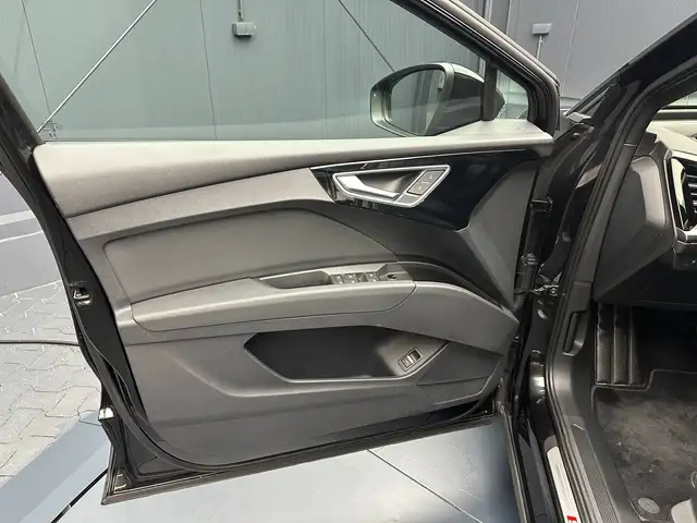 Audi Q4 E-Tron view 13