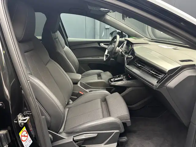 Audi Q4 E-Tron view 10