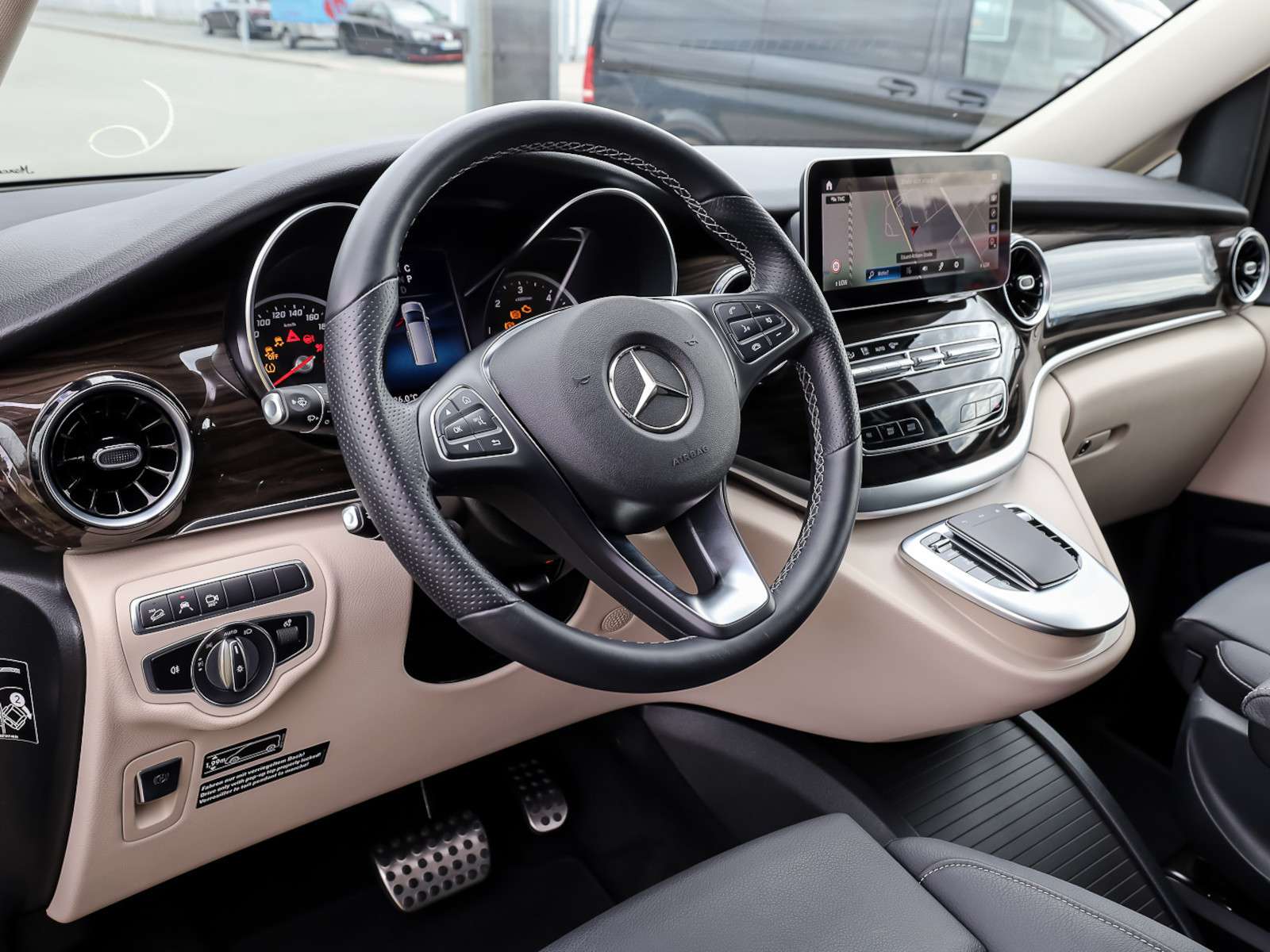 Mercedes-Benz V 300