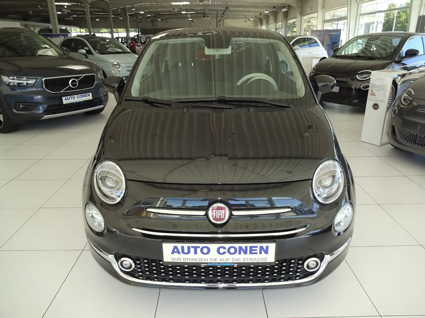 Fiat 500 MY23 Dolcevita 1.0 Hybrid NAV/PDC/KLIMA/PANO Schwarz - 2