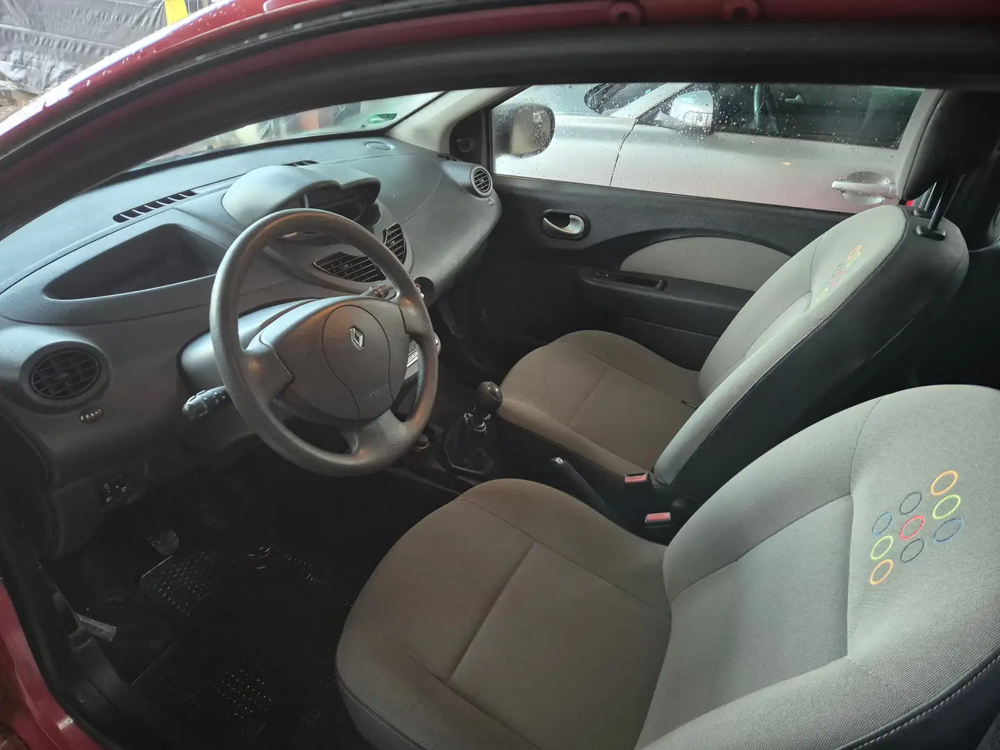Renault Twingo je t'aime Rot - 2