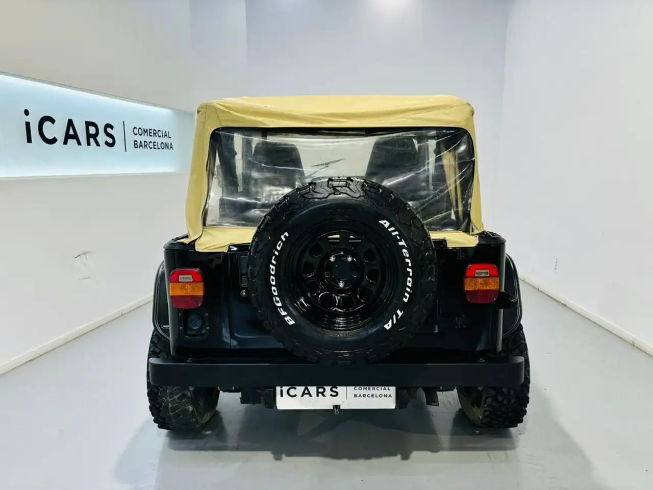 Jeep Wrangler 2.5 Hard Top, foto 2