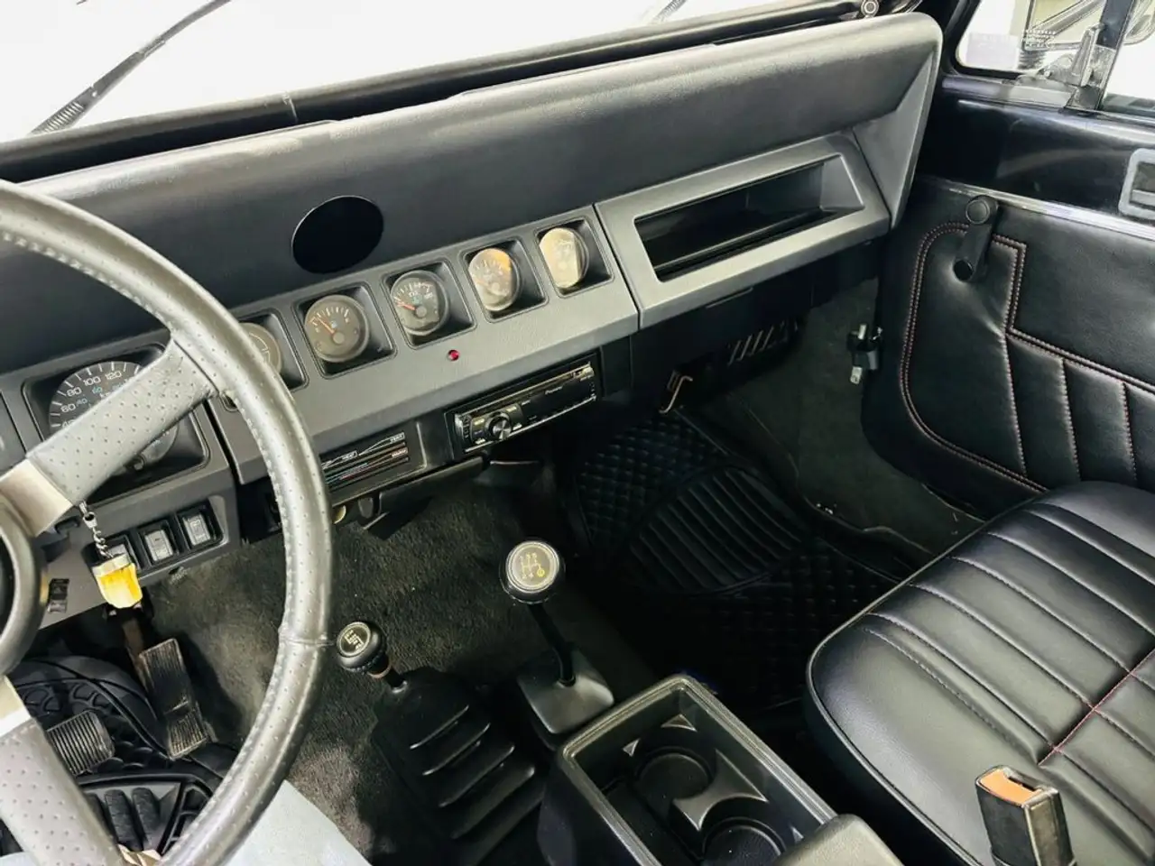 Jeep Wrangler 2.5 Hard Top, foto 10