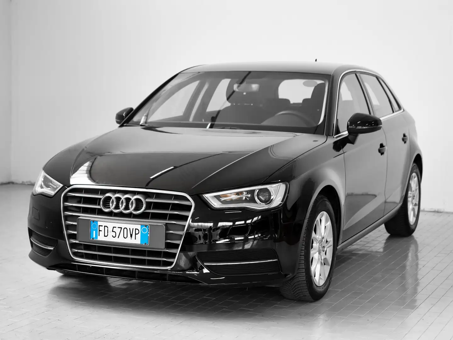 Audi A3 A3 Sportback 1.6 tdi Business 110cv E6 Nero - 1