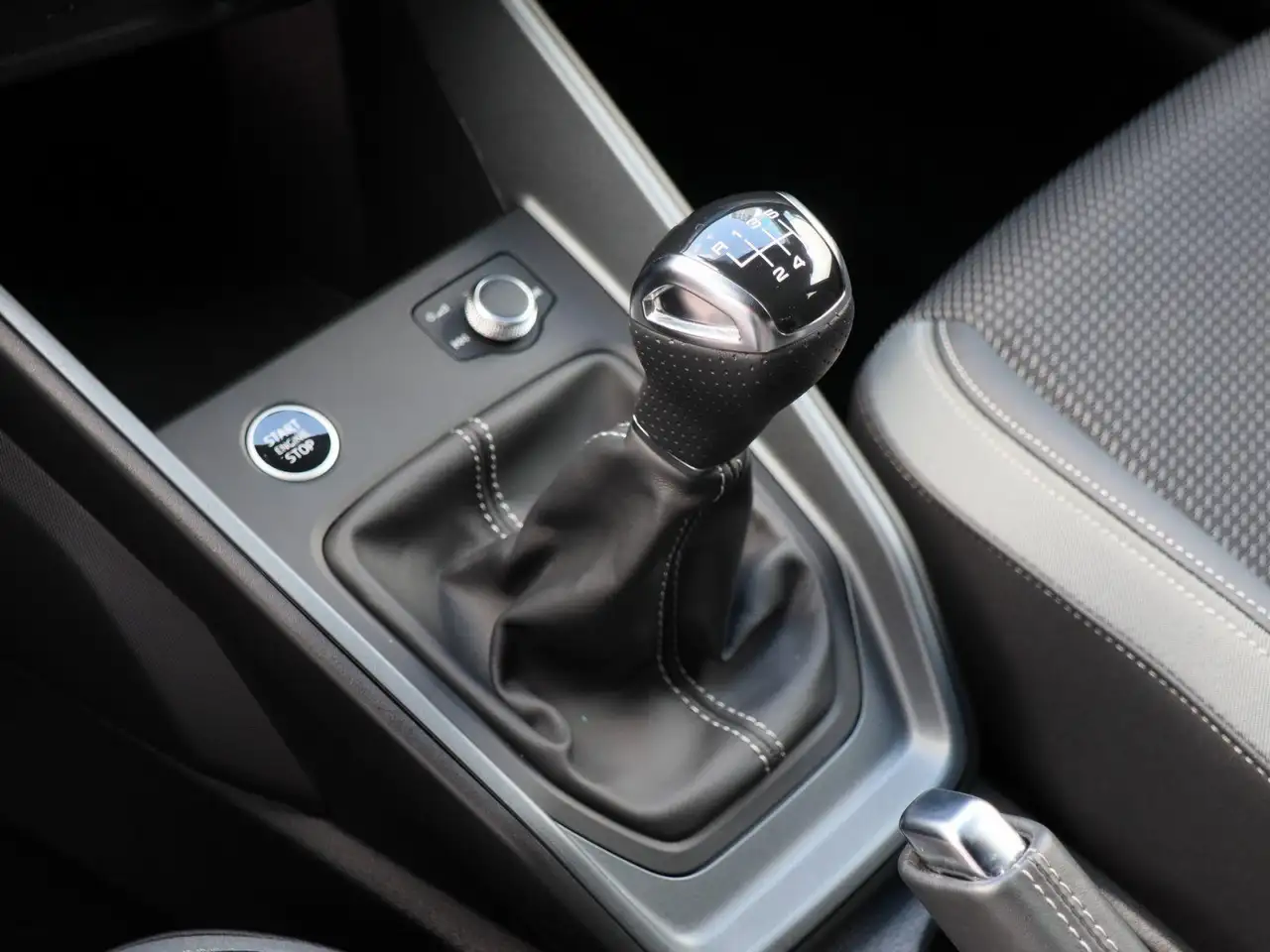 Audi A1 30 TFSI S line NAVI LED OPTIK SCHWA, миниатюра 11