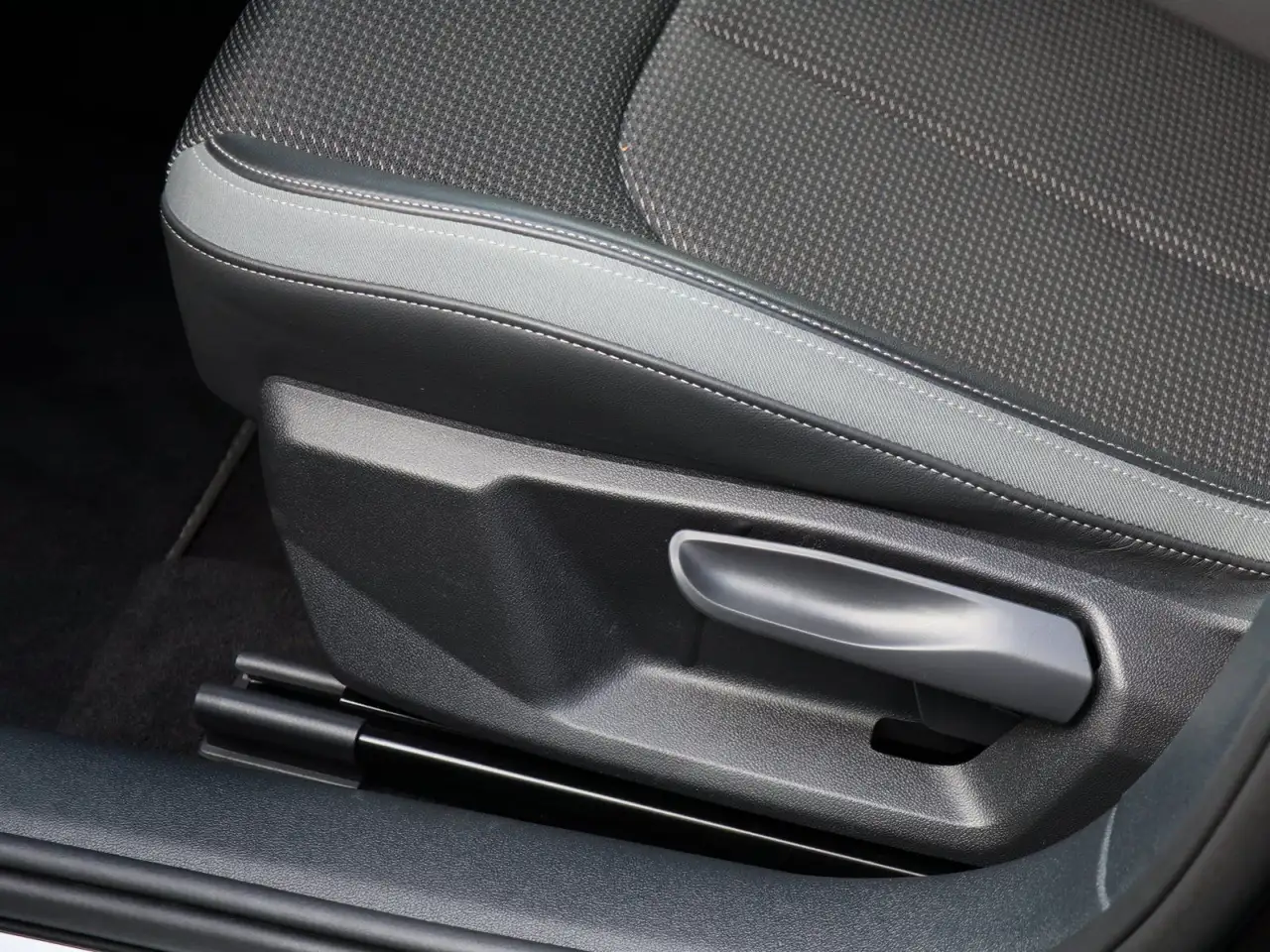 Audi A1 30 TFSI S line NAVI LED OPTIK SCHWA, миниатюра 16