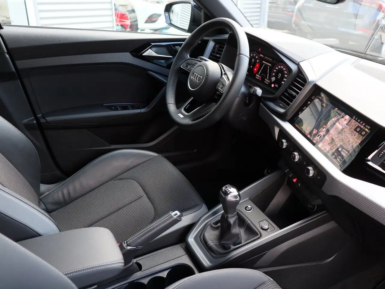 Audi A1 30 TFSI S line NAVI LED OPTIK SCHWA, миниатюра 4