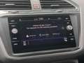 Volkswagen Tiguan 1.5 TSI R-Line *Trekhaak*Sensoren voor/achter*E... Noir - thumbnail 24
