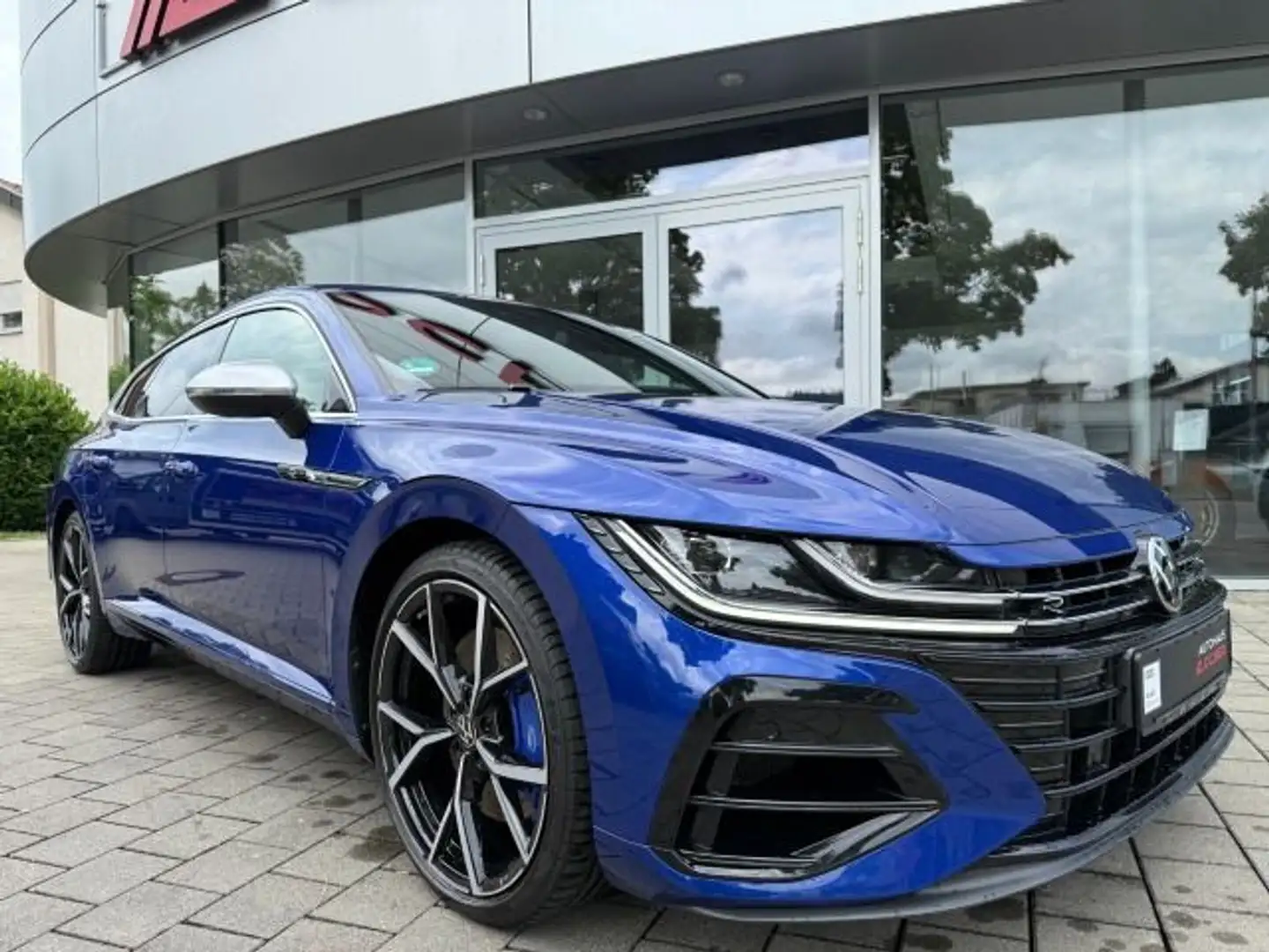 Volkswagen Arteon Arteon R Shooting Brake 2,0 TSI OPF 4MOTION DSG Blu/Azzurro - 2