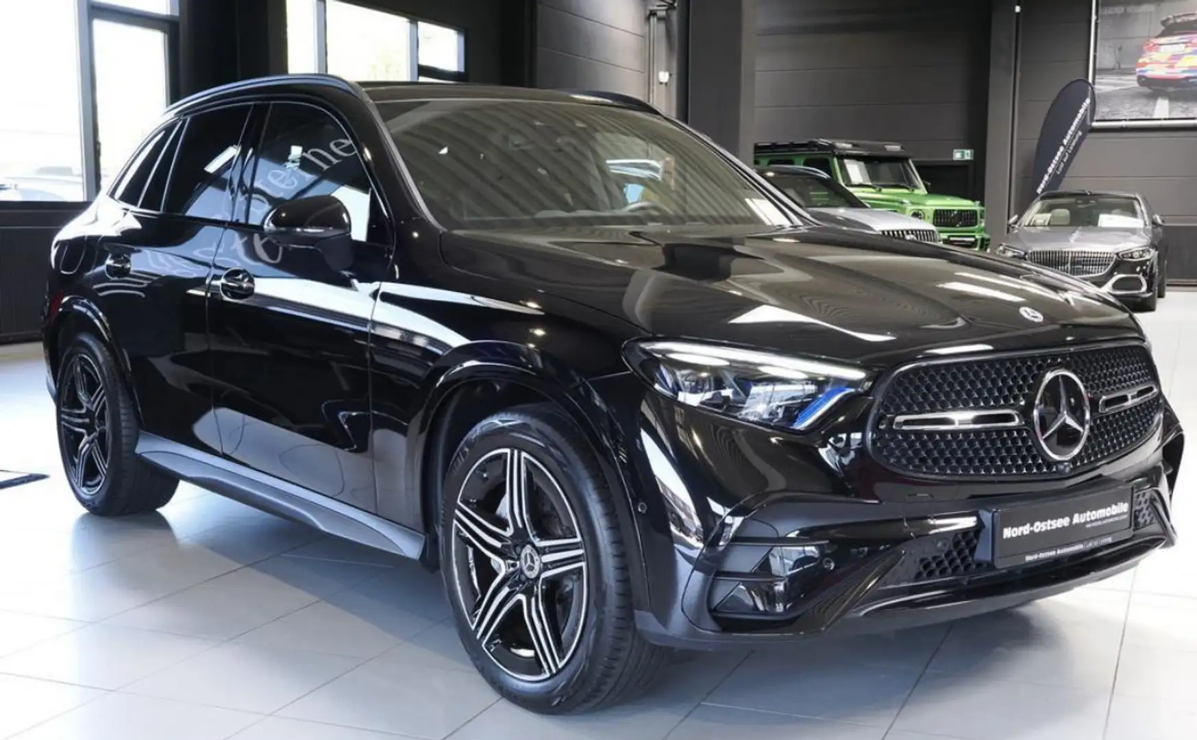 Mercedes-Benz GLC 200 AMG Premium Plus 4matic auto TETTO FULL - 2
