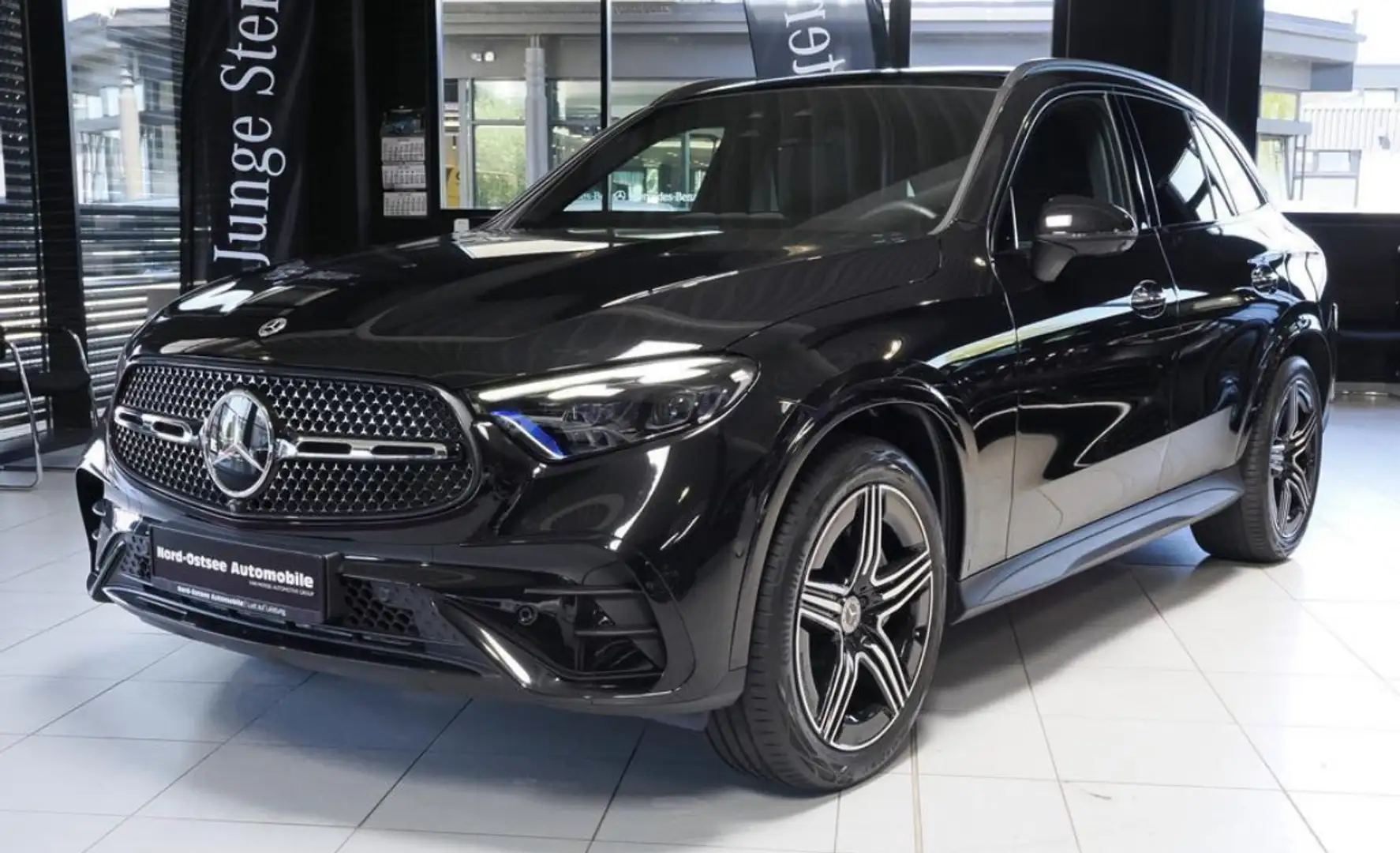 Mercedes-Benz GLC 200 AMG Premium Plus 4matic auto TETTO FULL - 1
