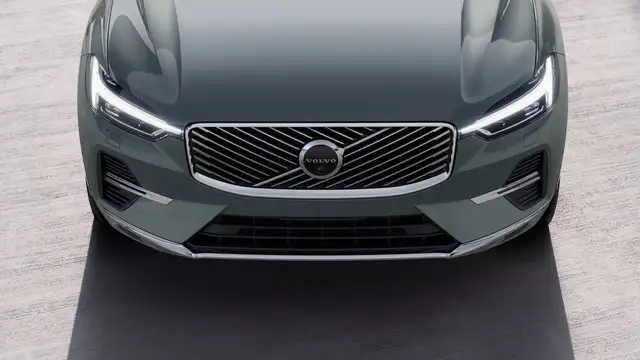 Volvo XC60 Ultra, T6 AWD Plug-in Hybrid, Elektrisch/Benzin, B Ansicht 9