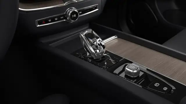 Volvo XC60 Ultra, T6 AWD Plug-in Hybrid, Elektrisch/Benzin, B Ansicht 19