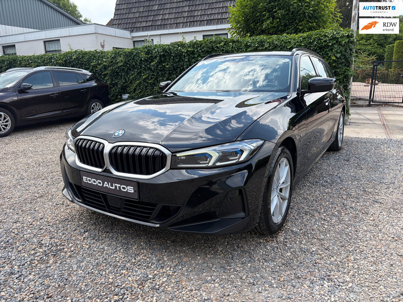 BMW 320 3-serie Touring 320e xDrive facelift ! Soh 95 % BT
